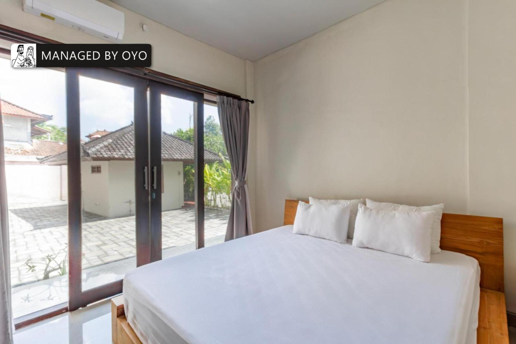 Collection O Near Seminyak Beach Formerly The Kumpi Hotel Ngoại thất bức ảnh