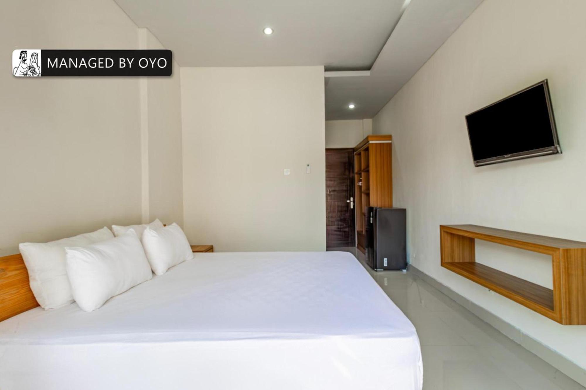 Collection O Near Seminyak Beach Formerly The Kumpi Hotel Ngoại thất bức ảnh